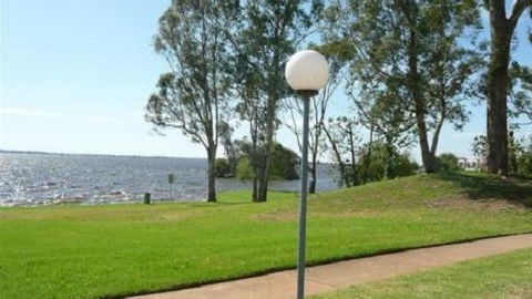 Waterfront Villa Tarni 14 - E Caravan Parks 0