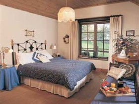 Adelaide Hills Country Cottages - Gum Tree Cottage - E Caravan Parks 2