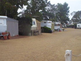 Pine Point Caravan Park - E Caravan Parks 2