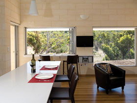 Tanonga Luxury Eco-Lodges - E Caravan Parks 1