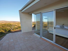 Tanonga Luxury Eco-Lodges - E Caravan Parks 2
