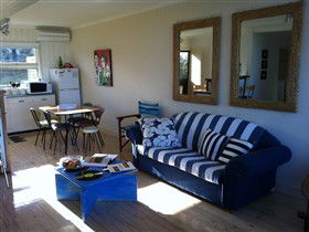 Victor Apartments - Surfs Up - E Caravan Parks 3