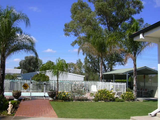  E Caravan Parks