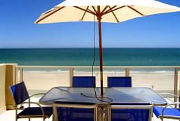 Adelaide Luxury Beach House - E Caravan Parks 2