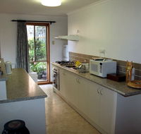 Adrienne's Place on the Hill - E Caravan Parks