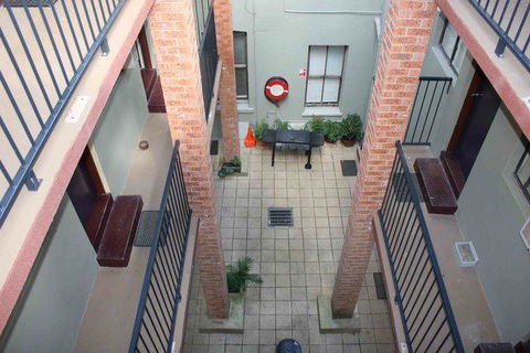 Alpine Heritage Motel - E Caravan Parks 2