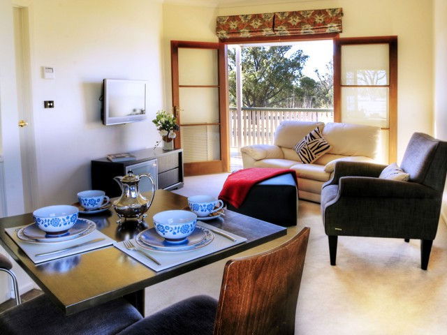  E Caravan Parks
