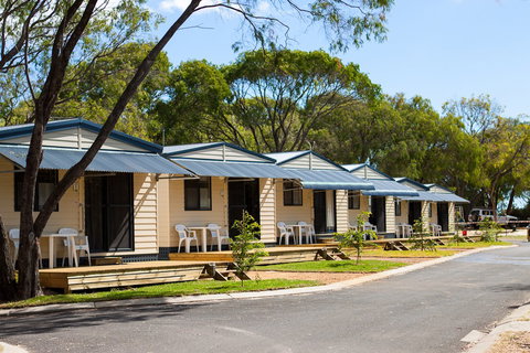 Amblin Holiday Park - E Caravan Parks 0