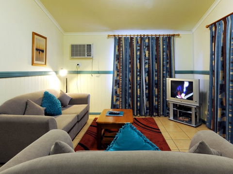 Anchorage Holiday Park - E Caravan Parks 0