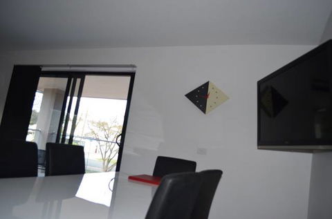 Apex Park Holiday Apartments - E Caravan Parks 3