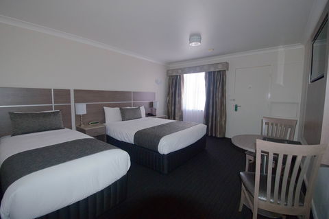 Ashby House Motor Inn - E Caravan Parks 5