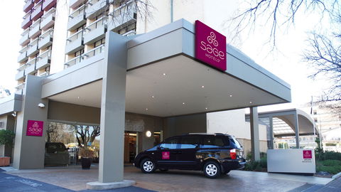 Sage Hotel Adelaide - E Caravan Parks 3