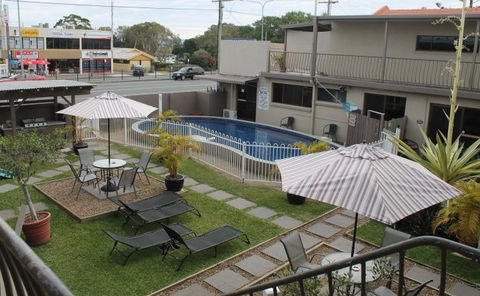 A'Montego Mermaid Beach Motel - E Caravan Parks 3