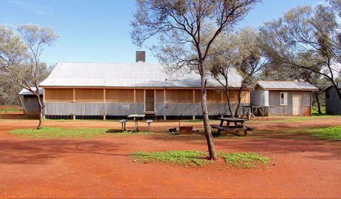 Belah Shearers Quarters - Gundabooka National Park - E Caravan Parks 0