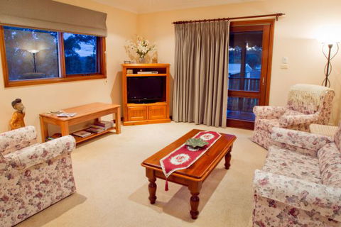 Camden Hillview - E Caravan Parks 4