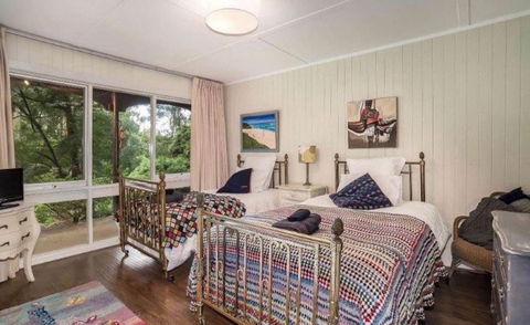 Sunflower Cottage - E Caravan Parks 10