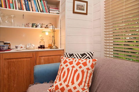Pendower House B&B - E Caravan Parks 3