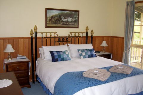 Sunflower Cottage - E Caravan Parks 0