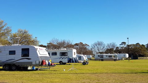 Murray Bridge Show Grounds - RV Friendly Campaing - E Caravan Parks 1