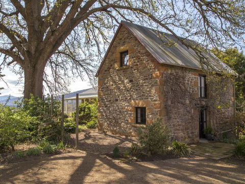 Farm Pod At Twamley Farm - E Caravan Parks 0