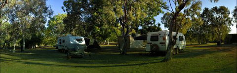 Banana Well Getaway - E Caravan Parks 1