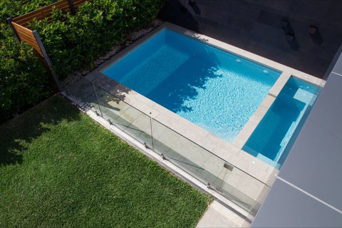 Denning Beach House - E Caravan Parks 5