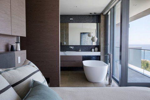 Denning Beach House - E Caravan Parks 9