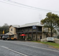 Hampton Halfway Hotel Motel - E Caravan Parks