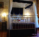 Fidge Farm Homestead  Cottage Bed and Breakfast - E Caravan Parks