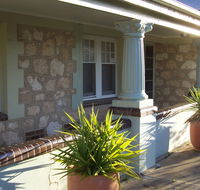 Naracoorte Cottages - MacDonnell House - E Caravan Parks