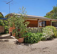 Ocean Grove Cedar Cabins - E Caravan Parks