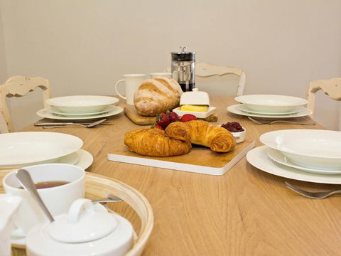 Queen's Cottage Barossa Valley - E Caravan Parks 8