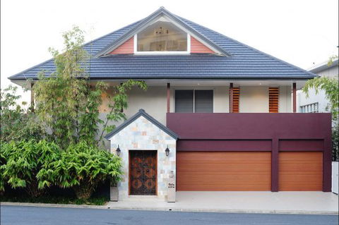Villa Kopai Luxury Beach House - E Caravan Parks 7