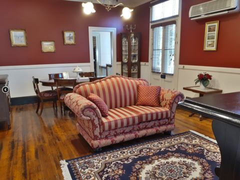 Plynlimmon The Cottage At Kurrajong - E Caravan Parks 13