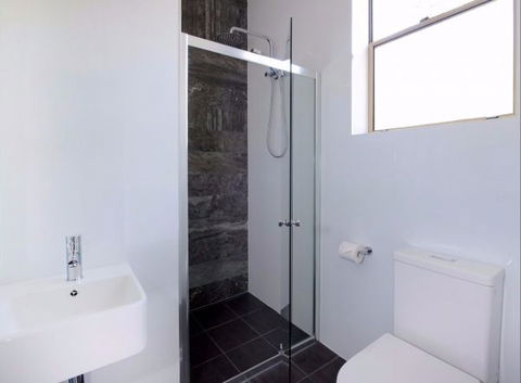 Alison Lodge - E Caravan Parks 7