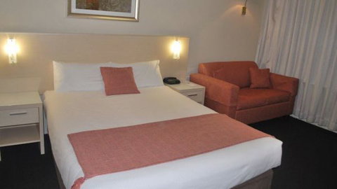 Best Western - Ashfields Philip Lodge - E Caravan Parks 1