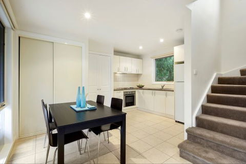 Briars Cottage Daylesford - E Caravan Parks 4