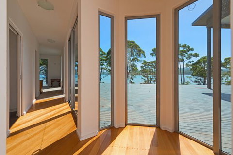 Cloudy Bay Lagoon Estate - E Caravan Parks 5