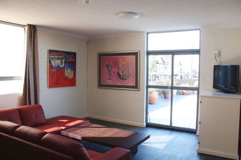 Coogee Prime Lodge - E Caravan Parks 7