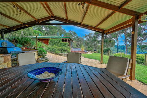 Coach House Hill Cottage - E Caravan Parks 5