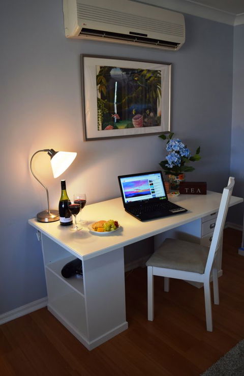 Cutmore Cottages Bed And Breakfast - E Caravan Parks 1