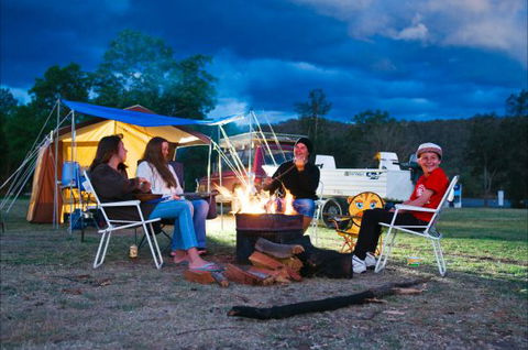 Del Rio Riverside Resort - E Caravan Parks 0