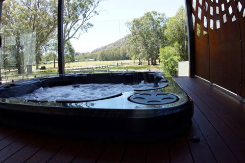 Hemley House - E Caravan Parks 3