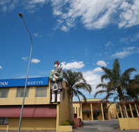 Comfort Inn Scottys Motel - E Caravan Parks