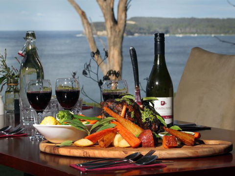 Lufra Hotel And Apartments - E Caravan Parks 2