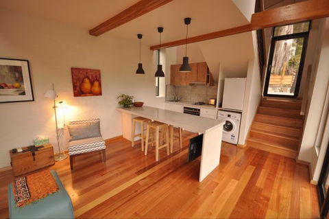 Pipeline Chalet Mt Wellington - E Caravan Parks 5