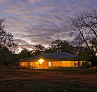 Redbank Homestead - E Caravan Parks
