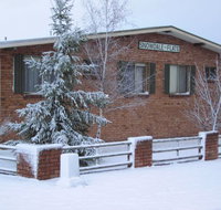 Snowdale Flats - E Caravan Parks