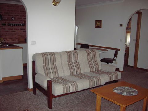 Snowdale Flats - E Caravan Parks 1