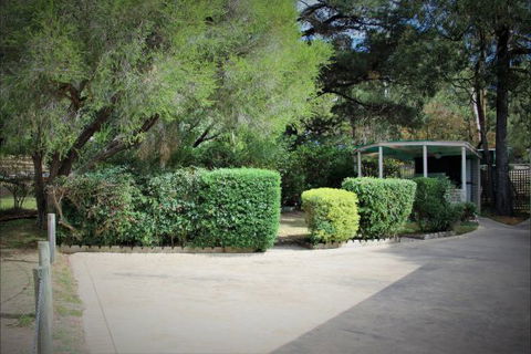 Sundial Holiday Apartments - E Caravan Parks 7